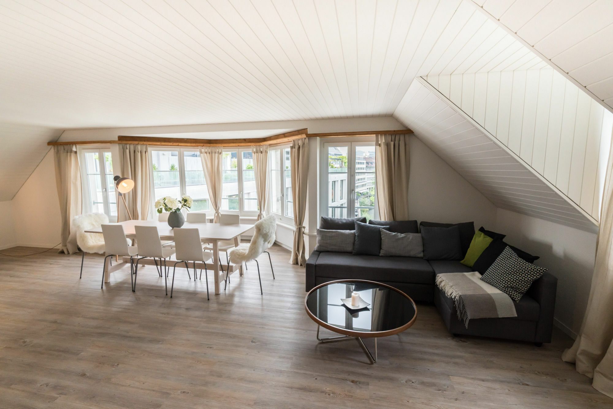 Loewenplatz Near Station By Airhome Appartement Zurich